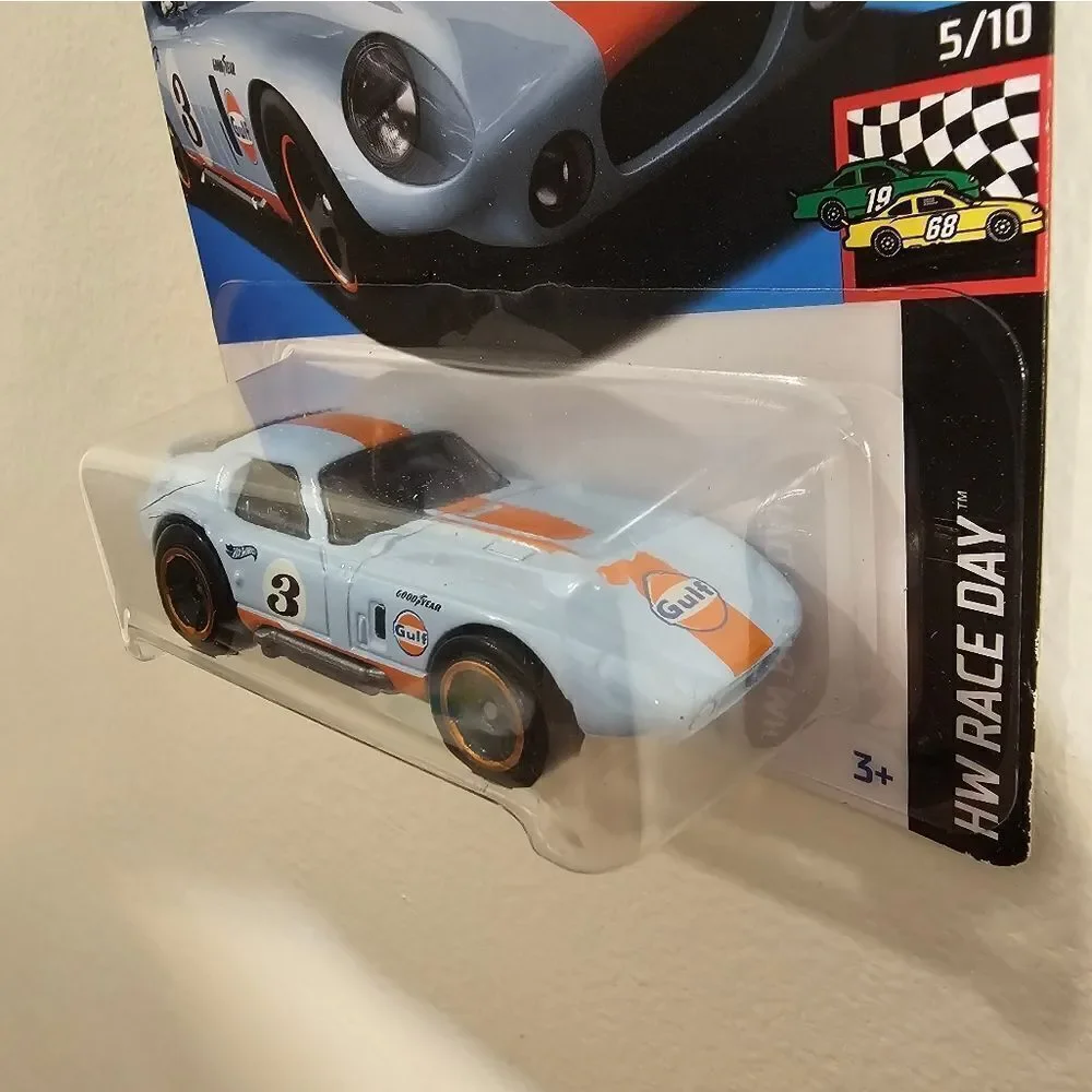 Set Of 2 Hot Wheels Shelby Cobra Daytona Coupe HW Race Day Gulf